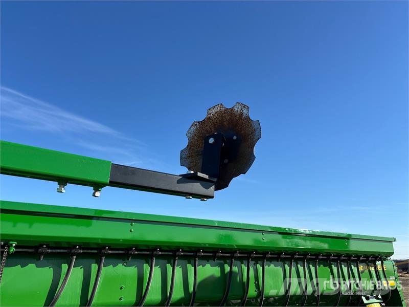 John Deere 1590 15 ft Seed Drill Drills