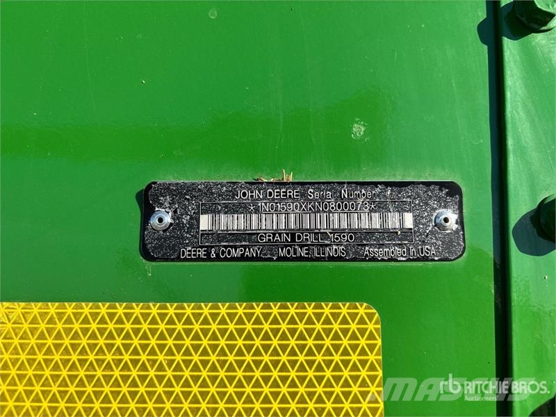 John Deere 1590 15 ft Seed Drill Drills