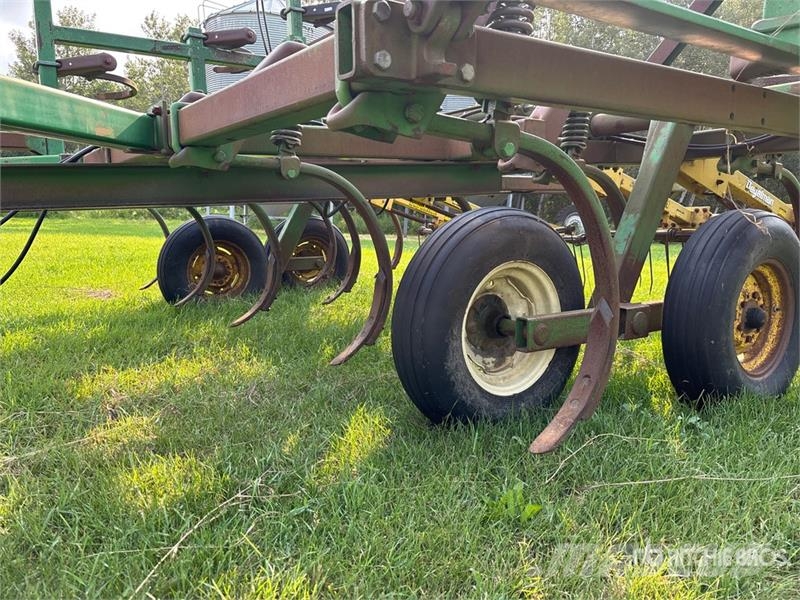 John Deere 1610 Cultivatoren
