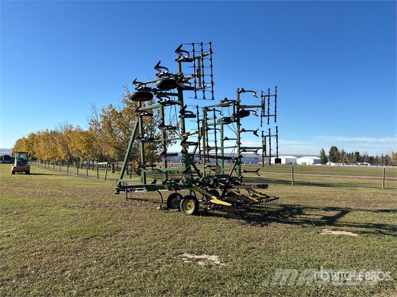 John Deere 1610 Cultivadores