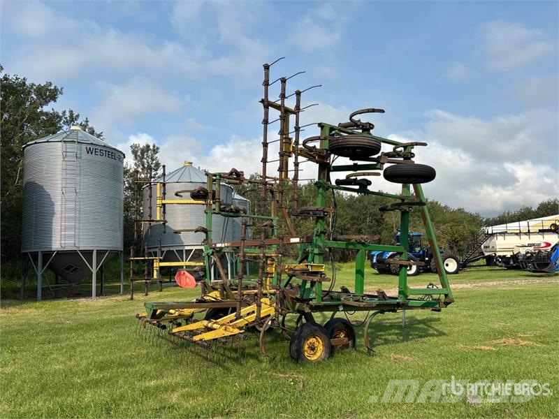 John Deere 1610 Cultivatoren