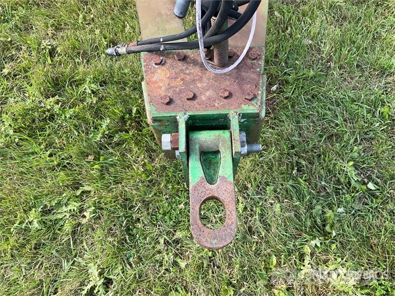 John Deere 1610 Grubber