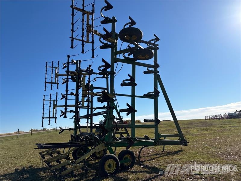 John Deere 1610 Cultivadores