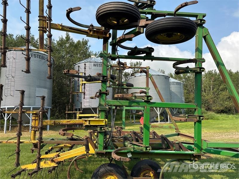 John Deere 1610 Cultivatoren
