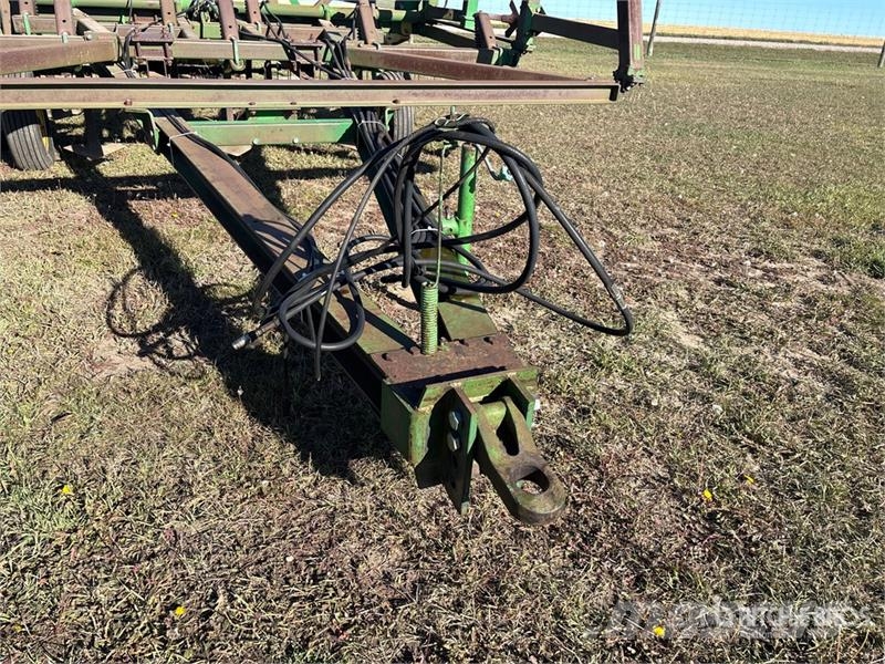 John Deere 1610 Cultivadores