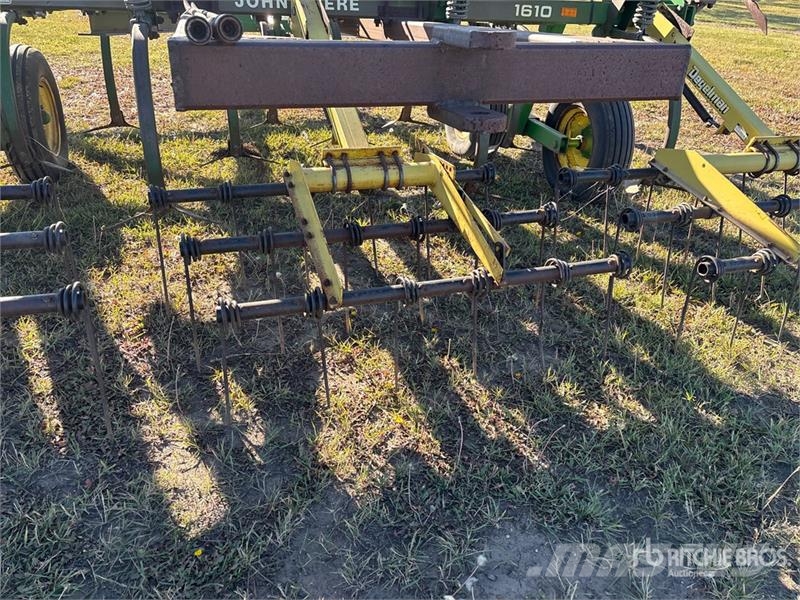 John Deere 1610 Cultivadores