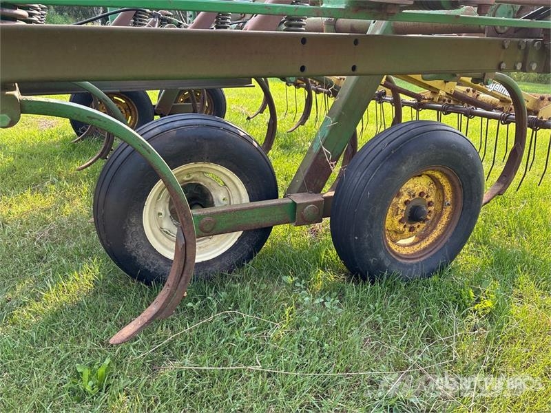 John Deere 1610 Cultivatoren