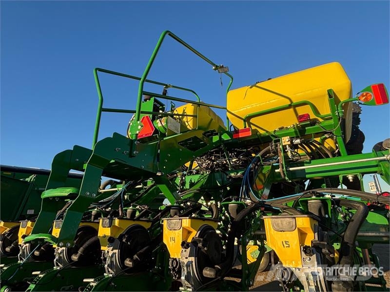 John Deere 1795 Split 24 Row Planter Φυτευτικές μηχανές