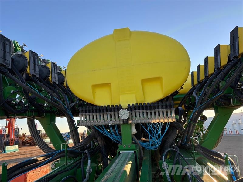 John Deere 1795 Split 24 Row Planter Φυτευτικές μηχανές