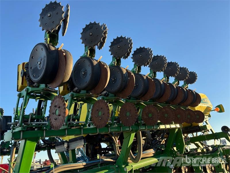 John Deere 1795 Split 24 Row Planter Φυτευτικές μηχανές