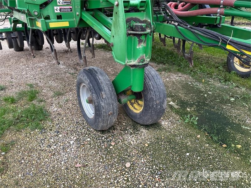 John Deere 1820 47 ft Air Drill Sijačice