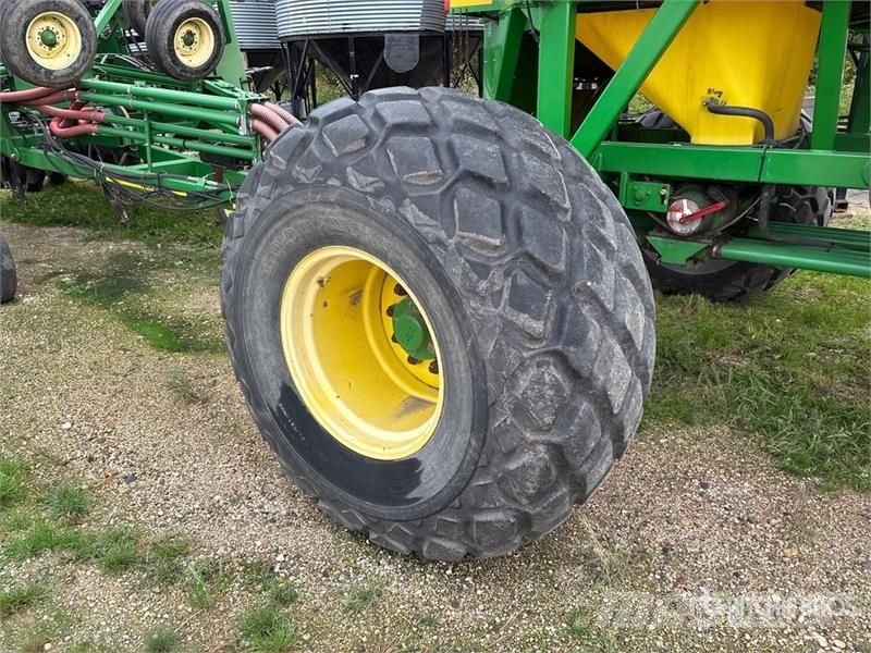 John Deere 1820 47 ft Air Drill Sijačice