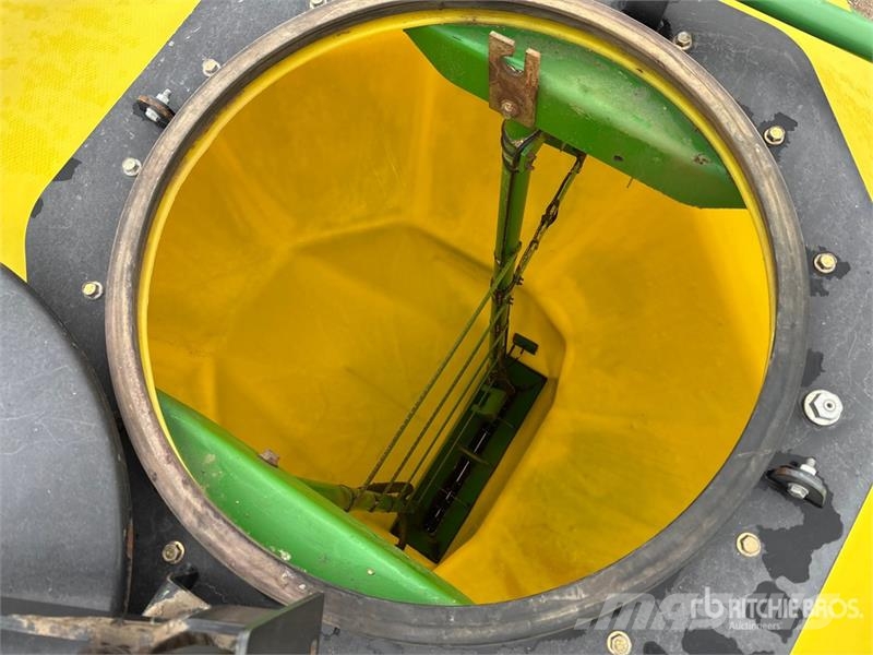 John Deere 1820 47 ft Air Drill Sijačice