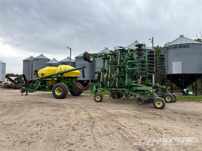 John Deere 1820 47 ft Air Drill Sijačice