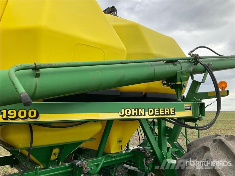 John Deere 1820 54 ft Air Drill Külvikud