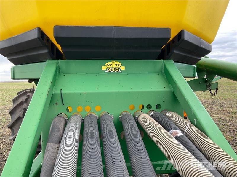 John Deere 1820 54 ft Air Drill Drills