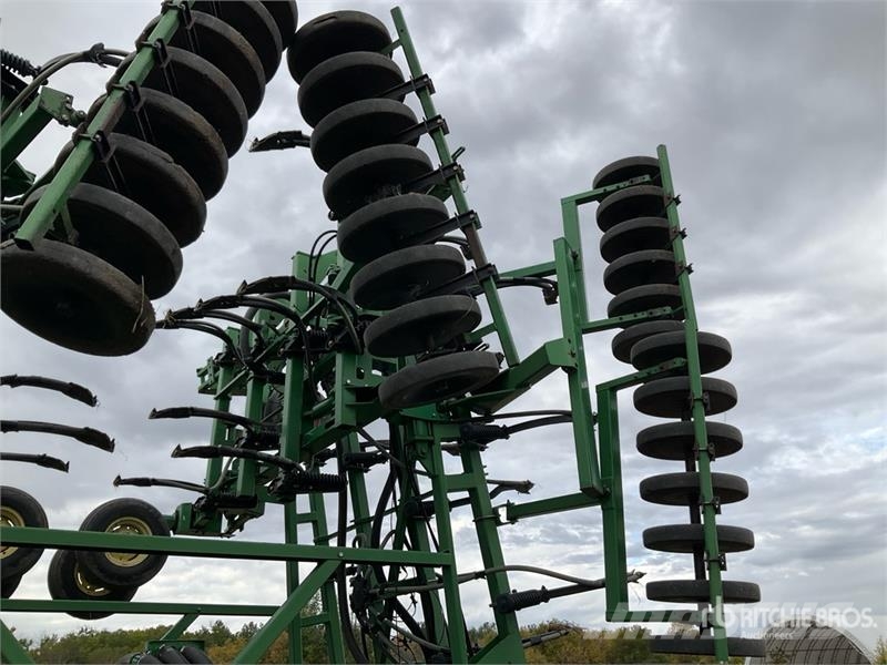 John Deere 1820 54 ft Air Drill Drills