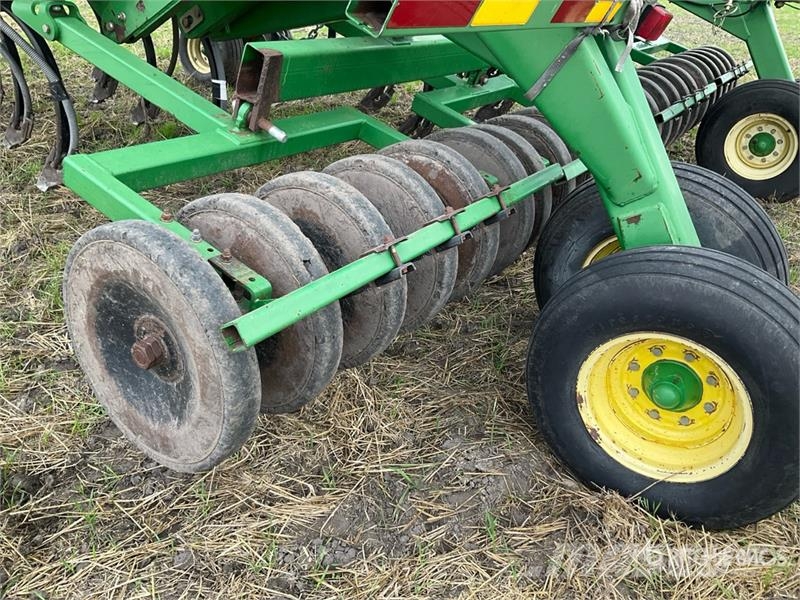 John Deere 1820 54 ft Air Drill Külvikud