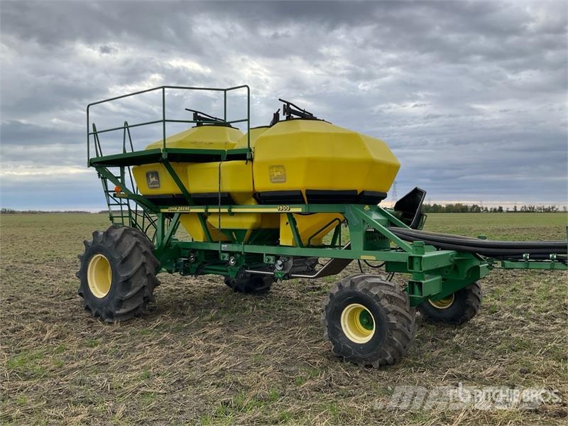 John Deere 1820 54 ft Air Drill Drills