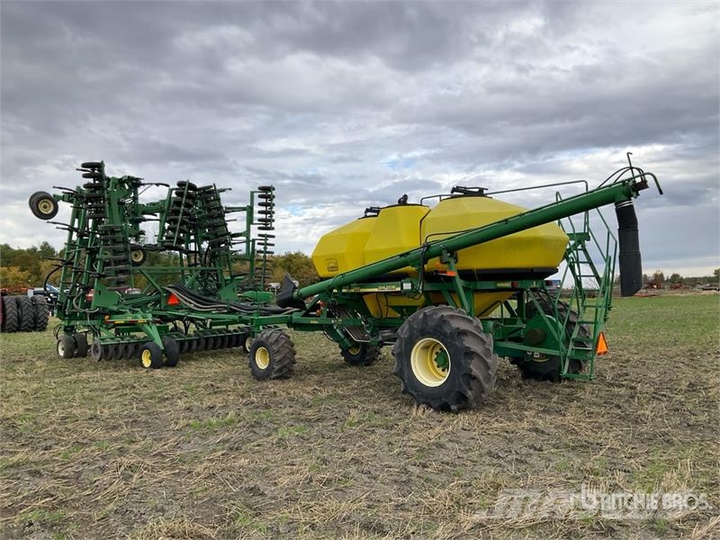 John Deere 1820 54 ft Air Drill Külvikud