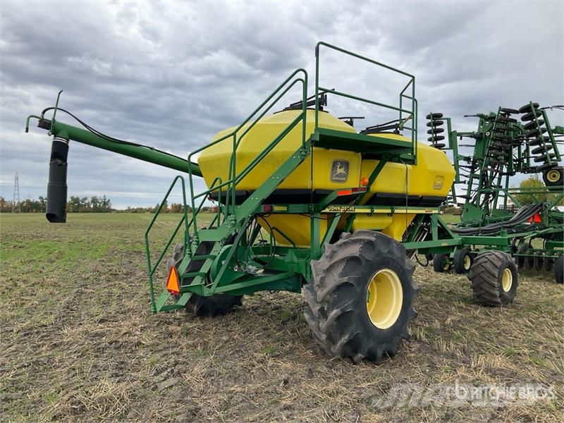 John Deere 1820 54 ft Air Drill Drills