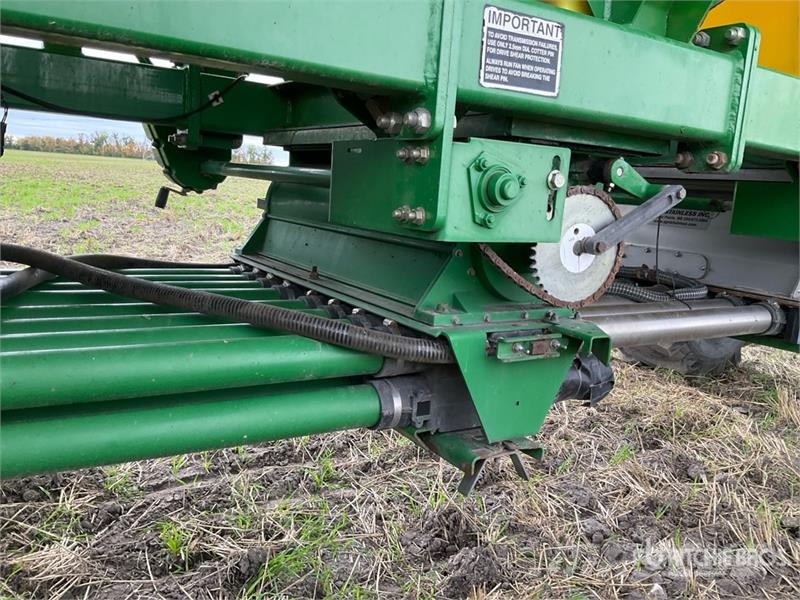 John Deere 1820 54 ft Air Drill Drills