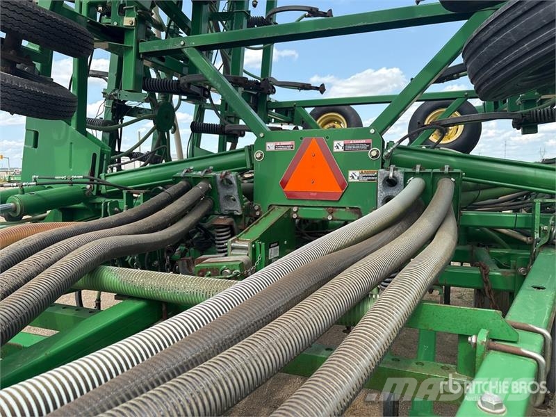 John Deere 1820 60 ft Air Drill 鑽頭