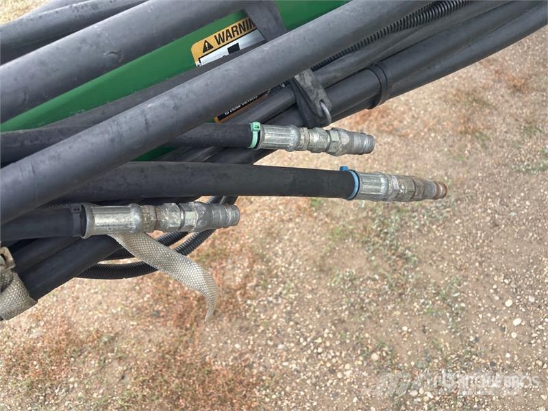John Deere 1820 60 ft Air Drill 鑽頭