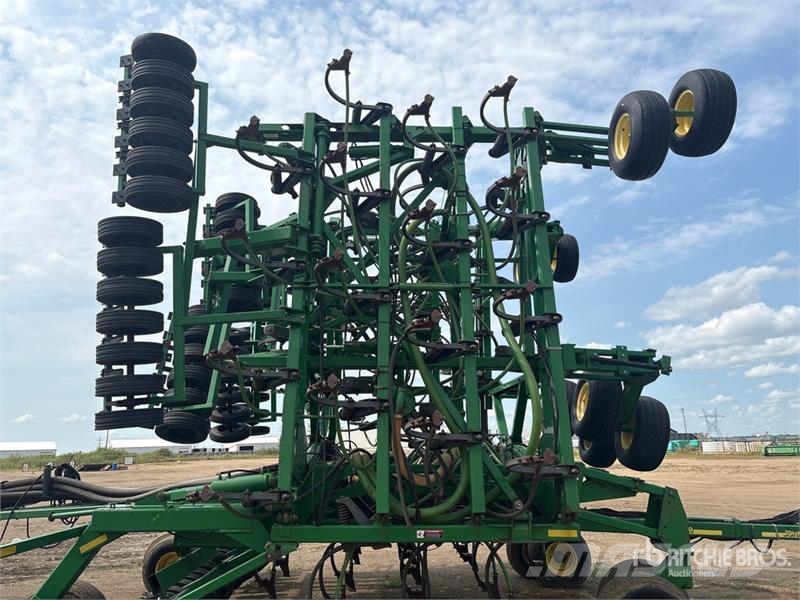 John Deere 1820 60 ft Air Drill 鑽頭