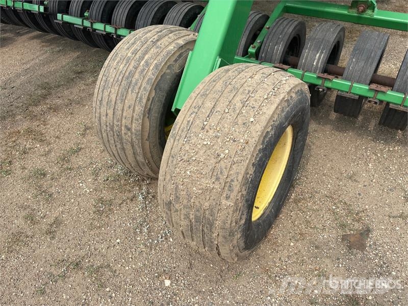 John Deere 1820 60 ft Air Drill 鑽頭
