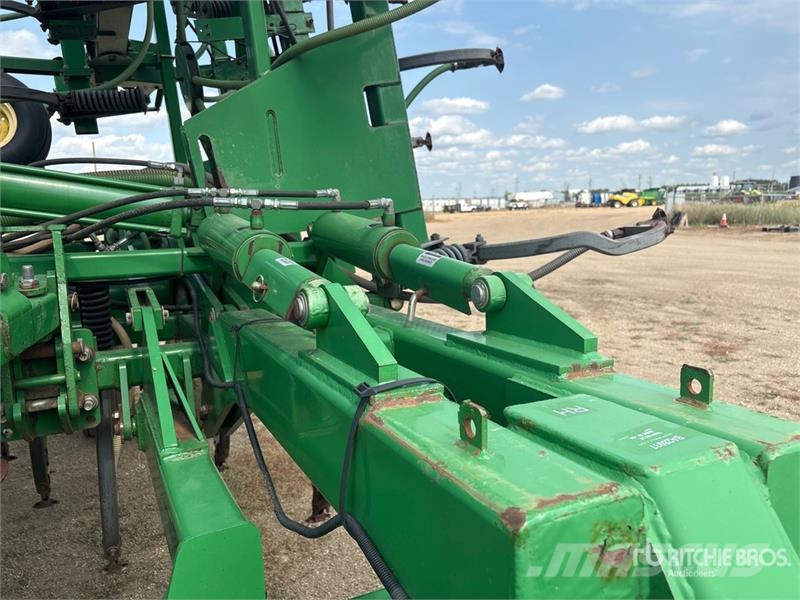 John Deere 1820 60 ft Air Drill 鑽頭