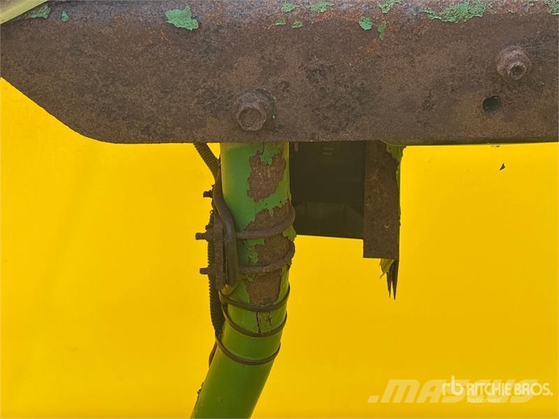 John Deere 1820 60 ft Air Drill 鑽頭