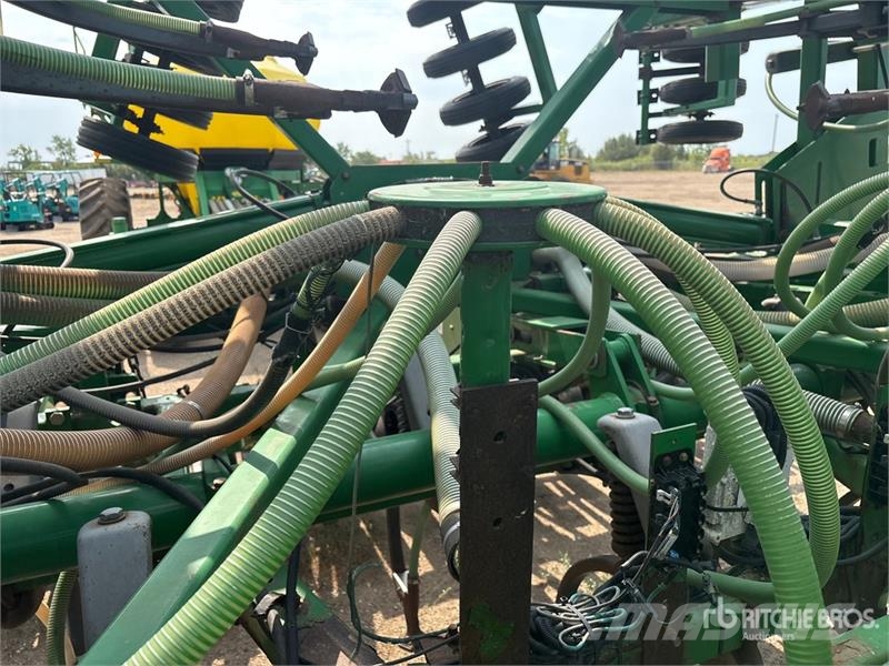 John Deere 1820 60 ft Air Drill 鑽頭