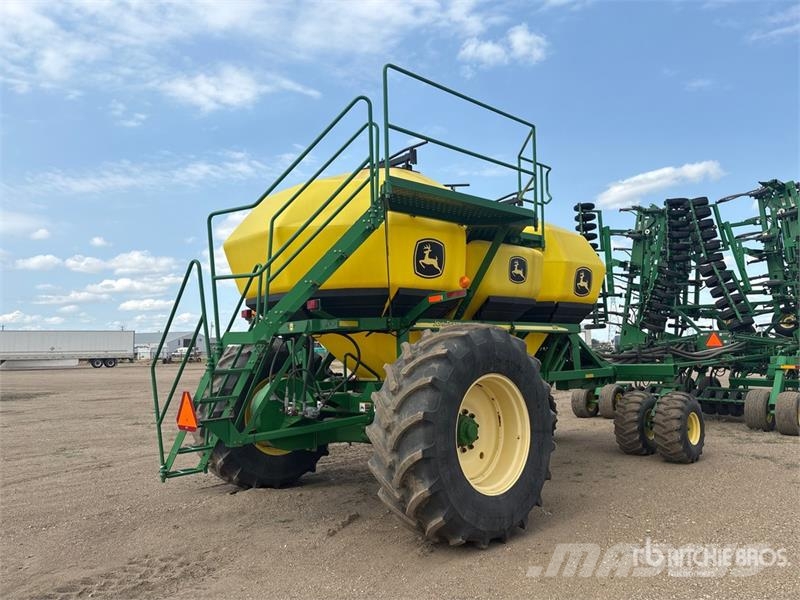 John Deere 1820 60 ft Air Drill 鑽頭