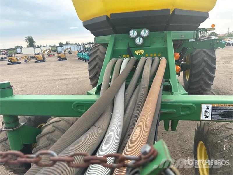 John Deere 1820 60 ft Air Drill 鑽頭