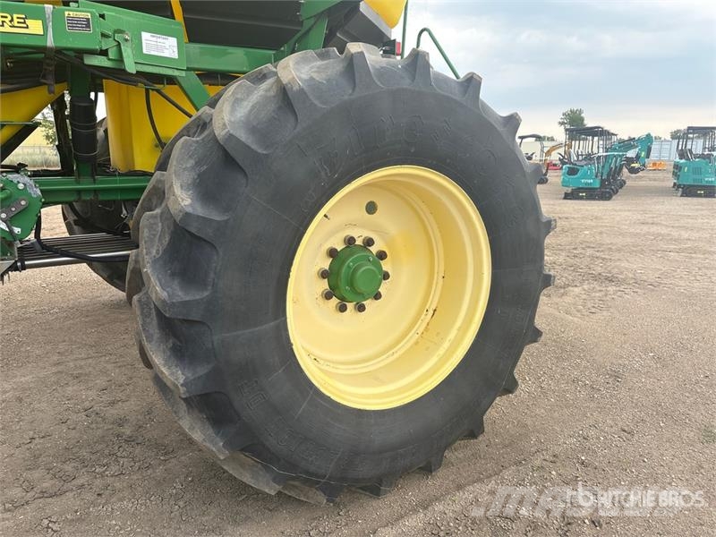 John Deere 1820 60 ft Air Drill 鑽頭