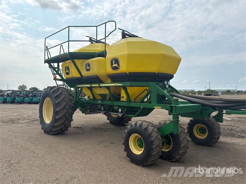 John Deere 1820 60 ft Air Drill 鑽頭