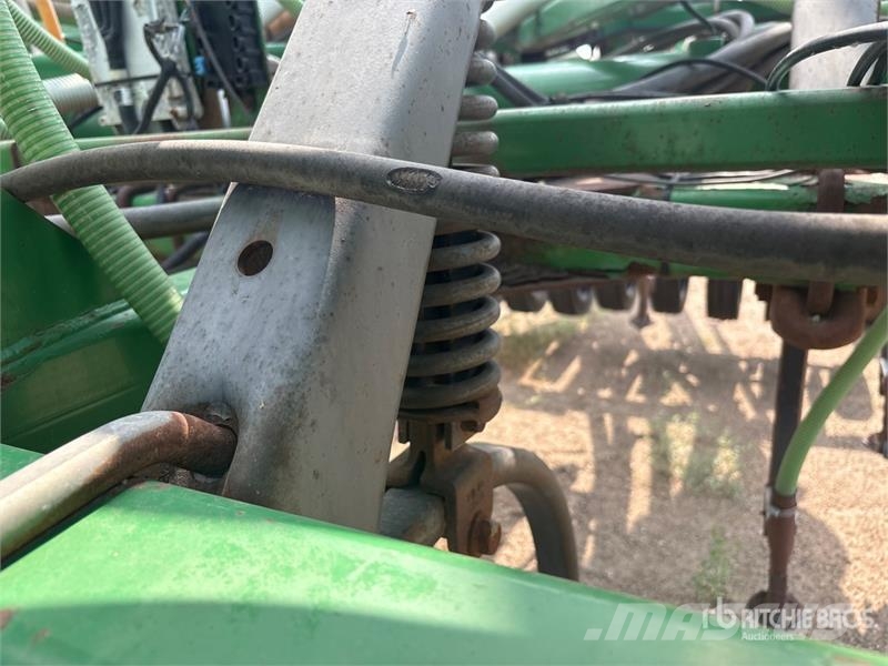 John Deere 1820 60 ft Air Drill 鑽頭