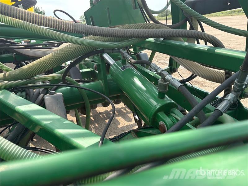John Deere 1820 60 ft Air Drill 鑽頭