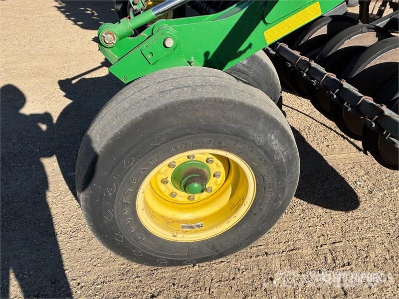 John Deere 1830 50 ft Air Drill Zaaimachines