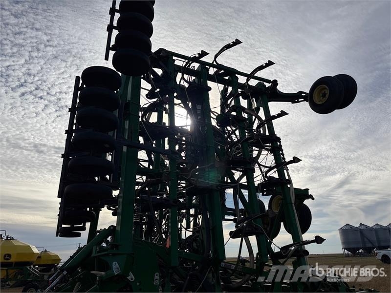 John Deere 1830 57 ft Air Drill 鑽頭