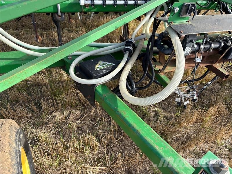 John Deere 1830 57 ft Air Drill 鑽頭