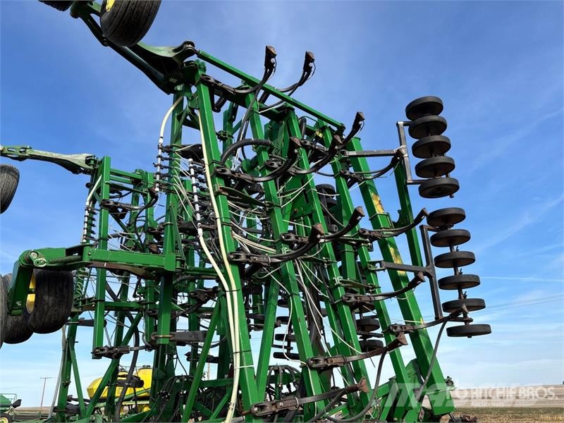 John Deere 1830 57 ft Air Drill 鑽頭