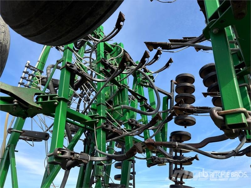 John Deere 1830 57 ft Air Drill 鑽頭