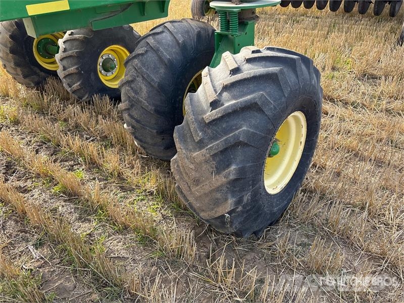 John Deere 1830 61 ft Air Drill 鑽頭