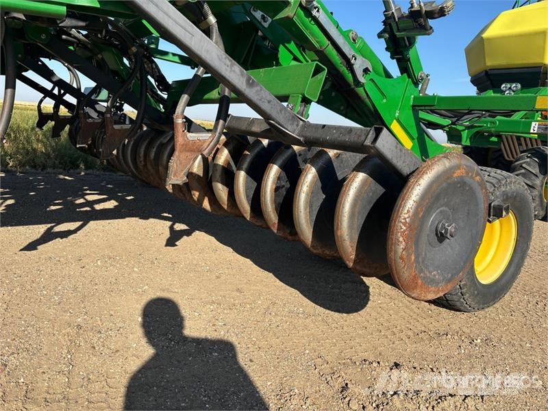 John Deere 1830 61 ft Air Drill Sējmašīnas