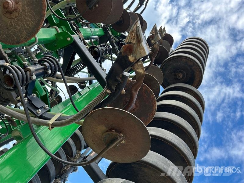 John Deere 1830 61 ft Air Drill 条播机