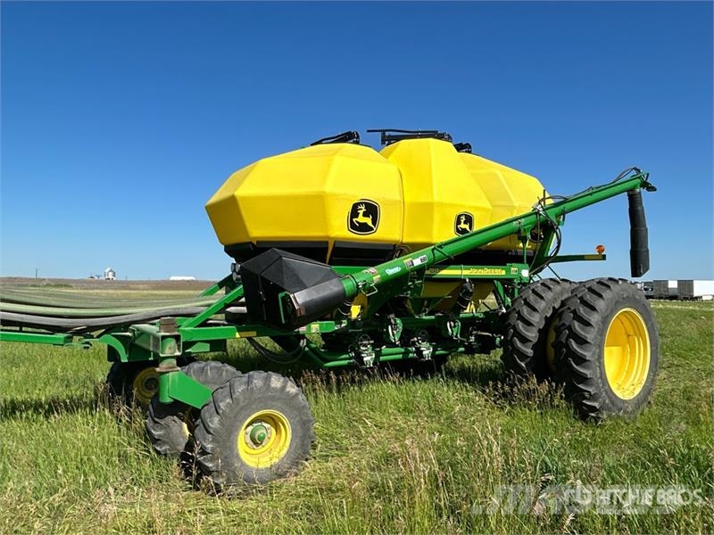 John Deere 1830 61 ft Air Drill 条播机