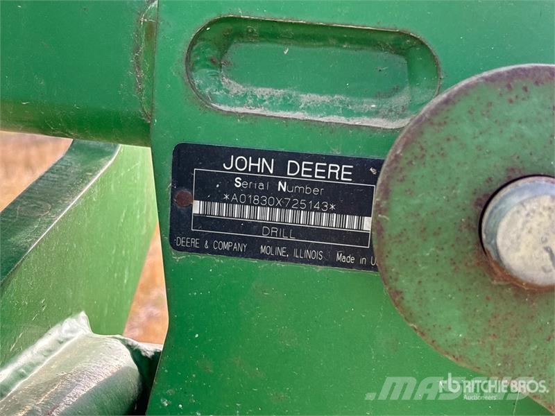John Deere 1830 61 ft Air Drill 鑽頭