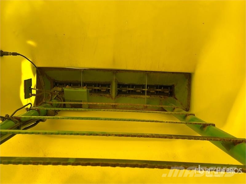 John Deere 1830 61 ft Air Drill 条播机